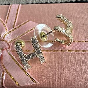 Clear Stone Pop H Earrings